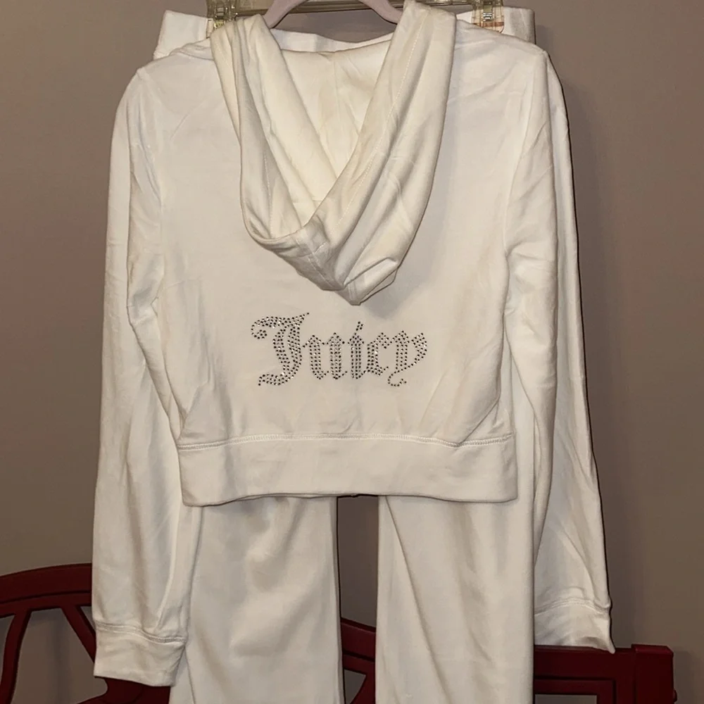 Juicy Couture Rhinestone Logo White Velour Tracksuit - Picture 1 of 11